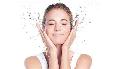 5 Manfaat Mencuci Muka Dengan Air Dingin Untuk Kulit Wajah Eva Mulia