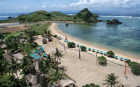 Tourism Places Kuta Beach