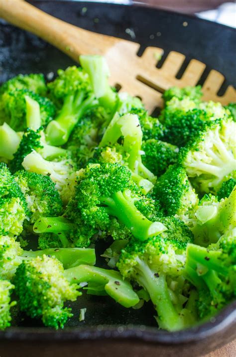 Quick And Easy Garlic Saut Ed Broccoli Recipe Life S Ambrosia
