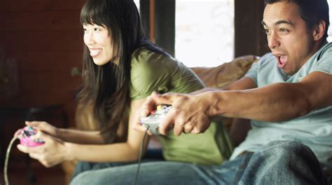 Video Games That Are Best To Play As A Couple — Multiplayer Games