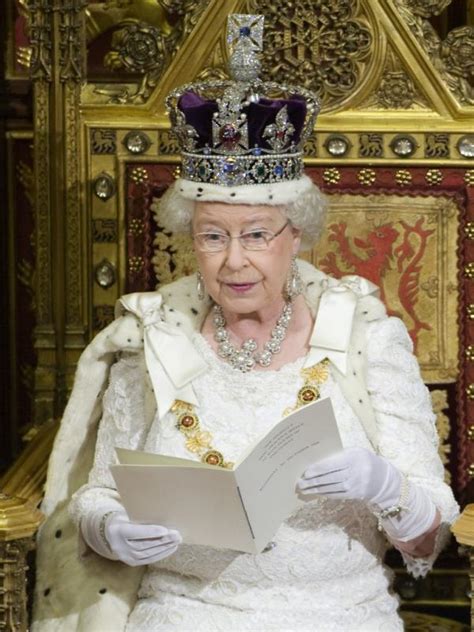 Fakta Ratu Inggris Elizabeth Ii Yang Bikin Kamu Bengong