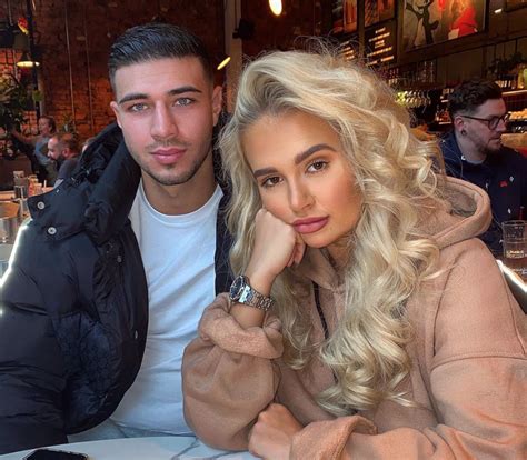 Molly Mae Hague Reassures Fans Shes Not ‘cheating On Tommy Fury Gossie