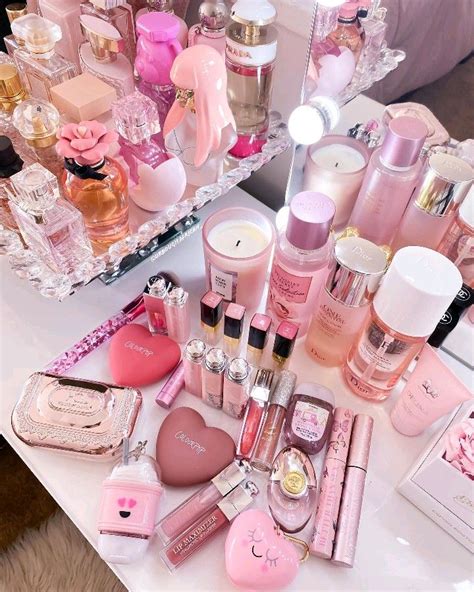 2000s aesthetic pink aesthetic girly girl bling bedroom makeup needs perfume closet