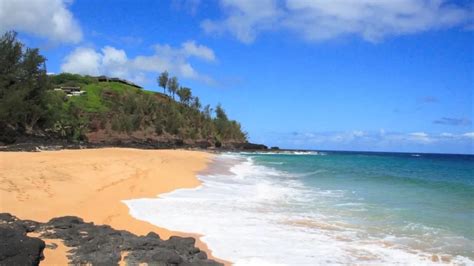 Hawaii Nude Beaches Where To Bare All Travelistia
