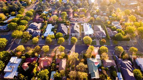 10 Questions You Should Ask About Your New Neighbourhood | Dreyer Group ...