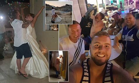 Bride Who Performed Sex Act In Wedding Photo Is Mortified Daily Mail Online