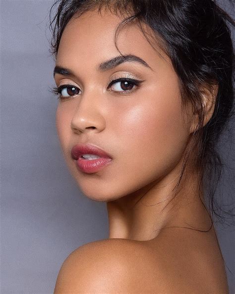 A Complete Guide To Light Olive Skin Tone Makeup