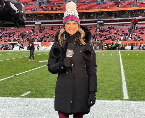 Nbc Taps Melissa Stark For Sunday Night Football Reporter Role