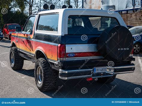 Big Suv Offroad Ford Bronco 351 58l Xlt 4x4 Fifth Generation 1992 1996