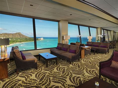 Honolulu Hotel Lobby Elevate Your Experience At Sheraton Waikiki