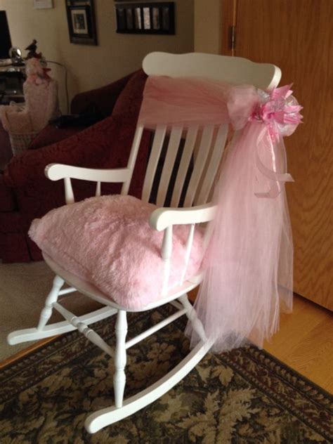 This is a colorful way to decorate the new baby's room by having their name on the wall. Baby girl shower New mothers rocking chair | Baby shower ...