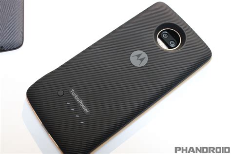 Verizon Is Updating The Moto Z2 Force Galaxy S8 And Other Devices