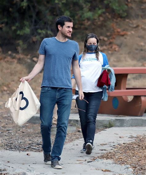 Pregnant Rachel McAdams Takes Stroll with Boyfriend Jamie Linden