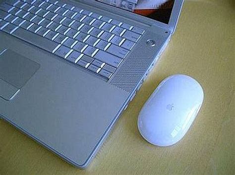 How To Change A Wireless Mouse Battery