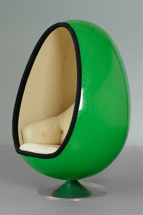 15 Unique And Eye Catching Egg Shaped Chair For Your Dream Home