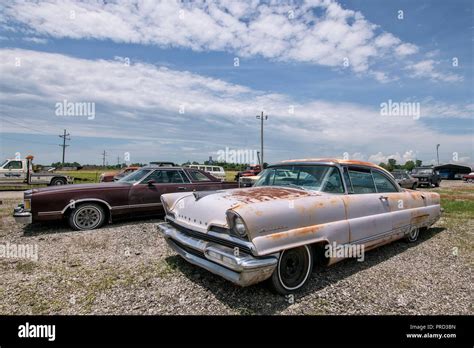 Illinois staunton hi-res stock photography and images - Alamy