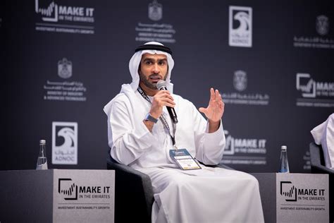 وكالة أنباء الإمارات استثمر في الشارقة 7 نمواً في تجديد تراخيص الأعمال الصناعيّة بالإمارة