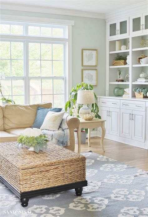 Living room decorating ideas pinterest. 35+ Fall Living Room Decorating Ideas