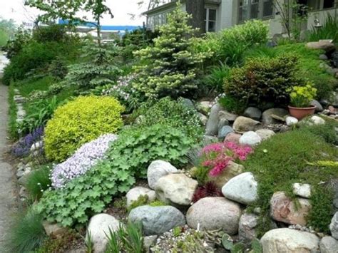 40 Marvelous And Popular Rock Garden Design For Your Front Yard