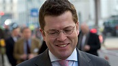 Karl-Theodor zu Guttenberg: Politik-Comeback nach Plagiatsaffäre - Voting