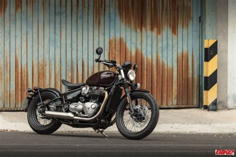 Lowest price in 30 days. Triumph Bonneville Bobber priced at Rs 9.09 lakh in India ...