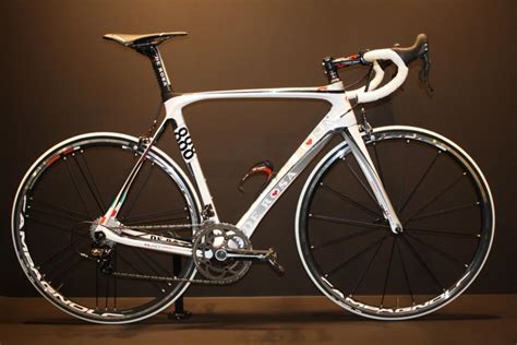 De Rosa Launch Superking Road Bike With Integrated Eps Battery Roadcc