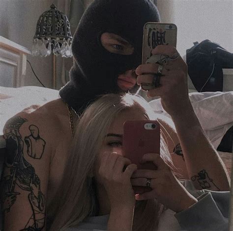 Couple Aesthetic Image By 𝕭𝖆𝖇𝖎 On Soulmates ┊ 愛 Dark Aesthetic