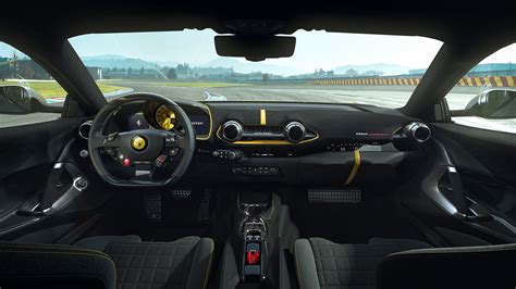 Ferrari 812 Competizione V12 830 Cv