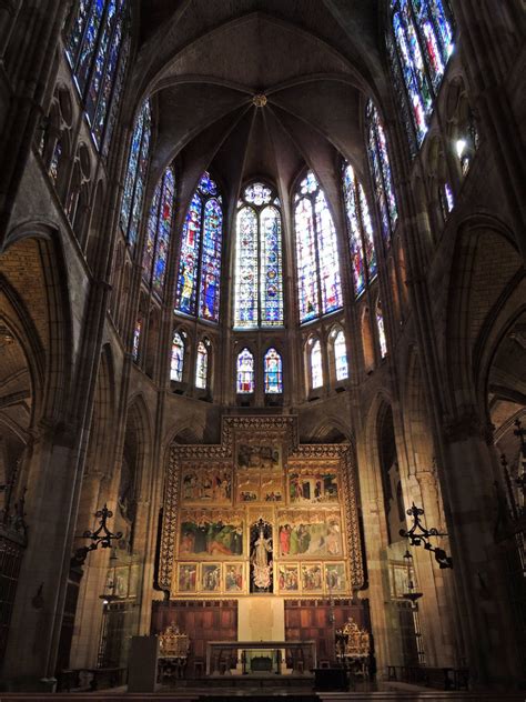 Es Mi Tierra — León Cathedral Castile And León Spain Via