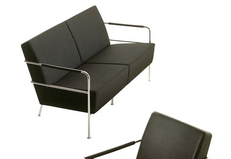 Any home cinema supplier or internet cinema sofa vendor will be happy to sell you the very square cube style modular seating. Cinema Sofa von Lammhults | STYLEPARK