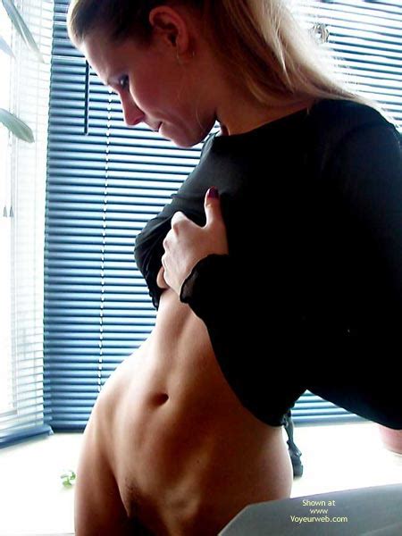 Flat Belly With Trimmed Pussy Hall Of Fame Photo Macgirl Free