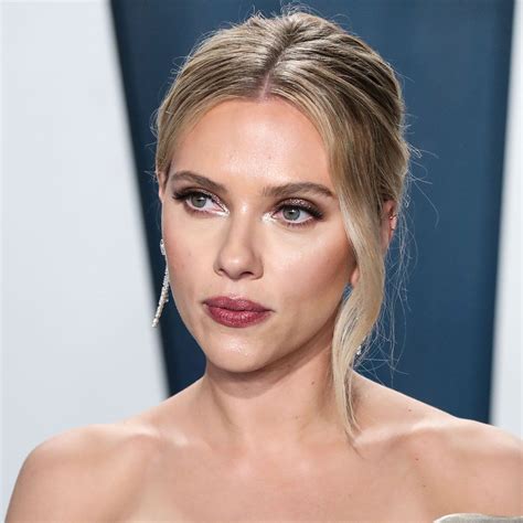 Scarlett Johansson Makes Rare Comment About Ex Husband Ryan Reynolds On