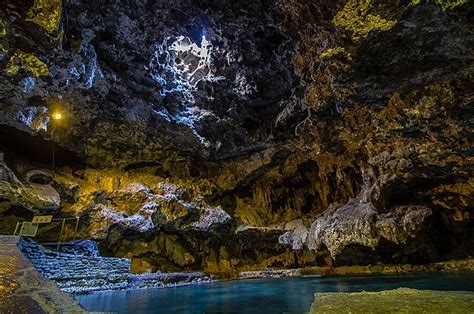 10 Most Mysterious Caves In Canada Are Waiting For You To Explore