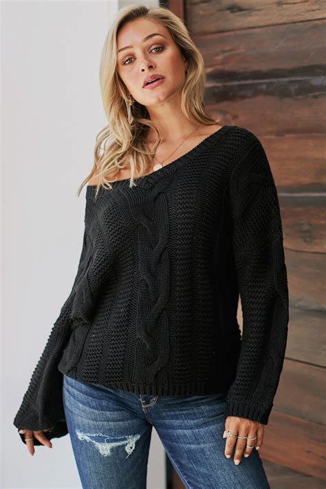 Corey Womens Bubblegum V Neck Braided Knit Sweater Black Amber Millet