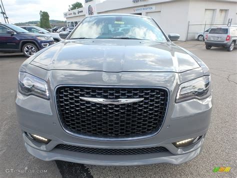 2018 Ceramic Grey Chrysler 300 S Awd 122479853 Photo 2