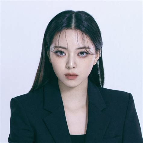 Itzy Yuna Kpopmap