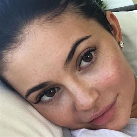 Check out all the fiery nail polishes, lip shades, and. 20 Amazing Pictures of Kylie Jenner without Makeup ...