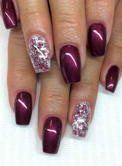 01 Easy Winter Nail Art Ideas In 2020 Winter Nails Red Nail Designs