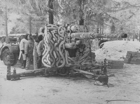 135 Flak 88mm 36 In The Winter Camouflage Model Dragon Artillery