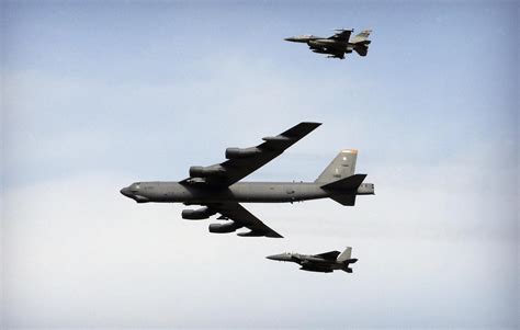 Amazing Facts About The Boeing B 52 Stratofortress Crew Daily
