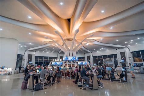 Page Reagan National Airport Architectural Lighting Magazine