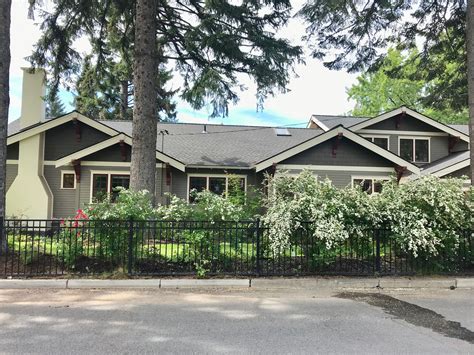 I must have hit the jackpot. Pin by Cheri Smith on Home Sweet Home - Paint Colors ...