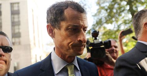 anthony weiner sentenced to 21 months in prison