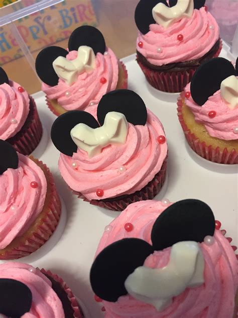 Six Dozen Minnie Mouse Cupcakes Left My Kitchen This Weekend Rbaking