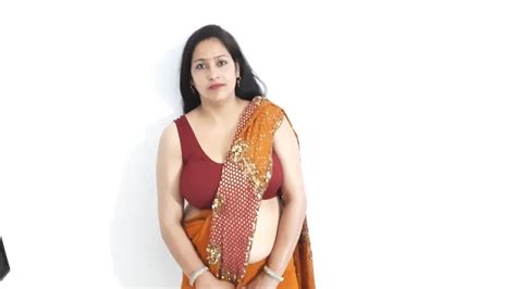 Sexy Marathi Lady Huge Boobs Ass And Navel