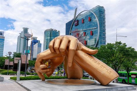 Seúl Corea Del Sur 3 De Julio De 2018 Estatua De Estilo Gangnam