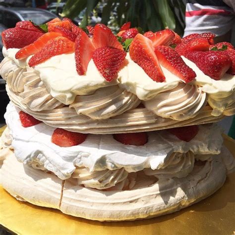 This place cooks up some of the best muslim mainland chinese food from northwestern china. Top 11 Halal Bakeries In KL That'll Leave You In Pastry ...