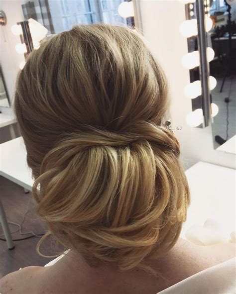 Beautiful And Unique Updo Wedding Hairstyle Ideas