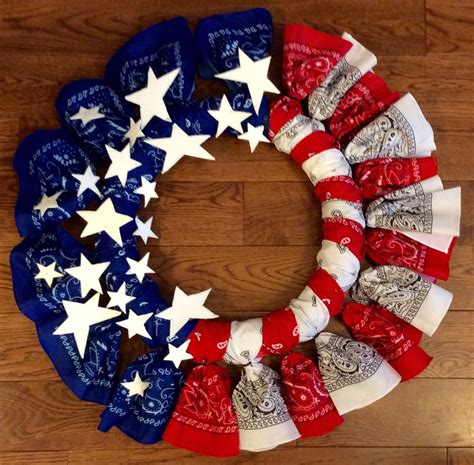Tutorial American Flag Bandana Wreath Dollar Store Crafts