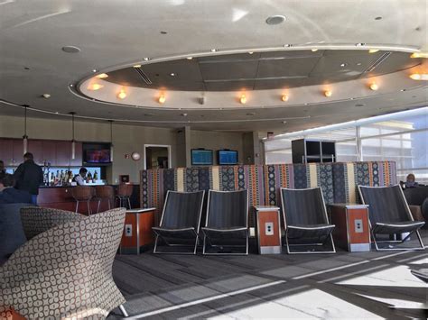 Dca American Airlines Admirals Club Reviews And Photos Terminal B